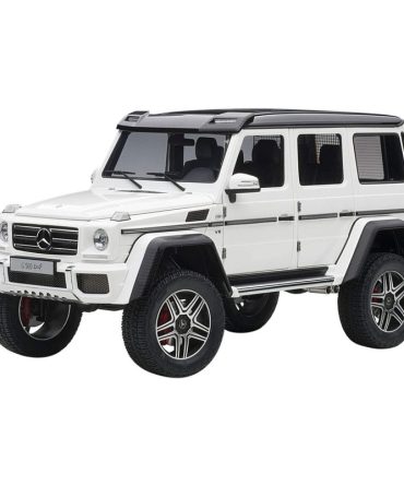 Autoart 1/18 Mercedes-Benz G500 4X4 Squared White Model Car