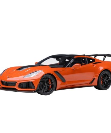 Autoart 1/18 Scale Chevrolet Corvette C7 ZR1 Orange Model Car