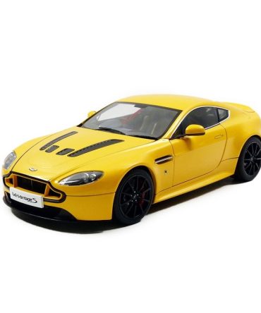 Autoart 1/18 Aston Martin V12 Vantage S 2015 Diecast Model Yellow