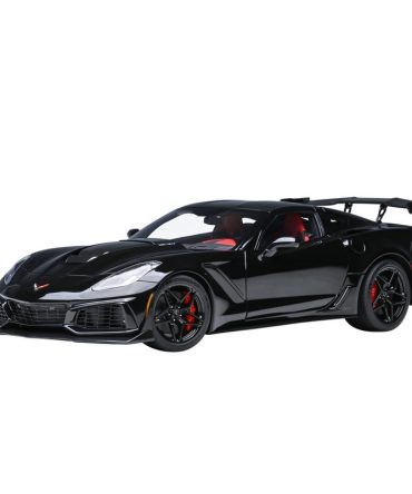 Autoart 1/18 Chevrolet Corvette C7 ZR1 Black Model Car Collection