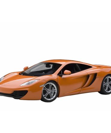 Autoart 1/18 McLaren MP4-12C Diecast Model Orange