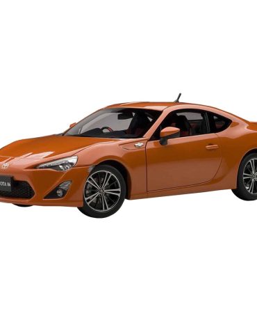 Autoart 1/18 Toyota 86 GT Limited Right Hand Drive Orange Metallic Model