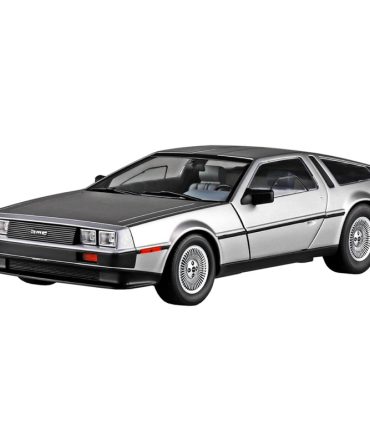 Aoshima 1/24 82 Delorean Plastic Model Dmc-12
