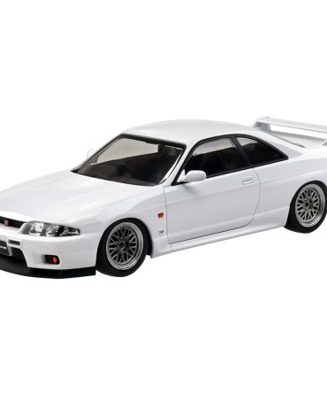 Aoshima 1/32 Snap Kit Nissan R33 GT-R Model White