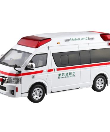 Aoshima 1/32 Toyota Himedic Ambulance Snap Kit Color-Coded Model